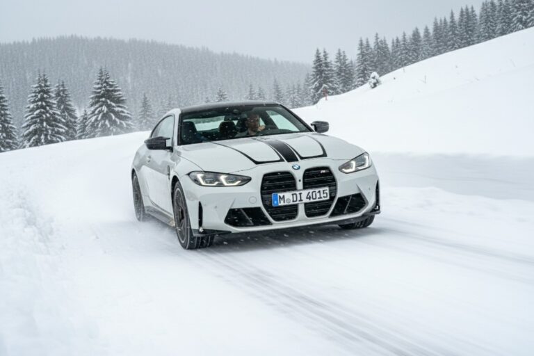 SportAuto tested winter tyres on rear-wheel drive BMW M4 in real winter: best tyres in 275/35 R19